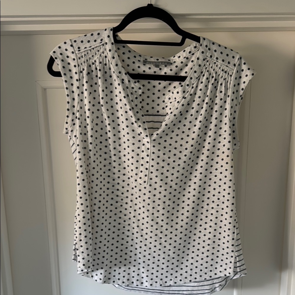 Nordstrom Cream Fitted Cap Sleeve Blouse